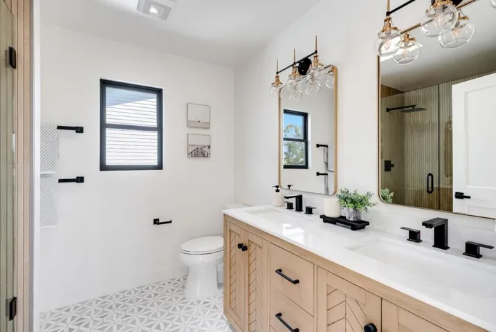 462 Hampstead Way, Santa Cruz, California 95062