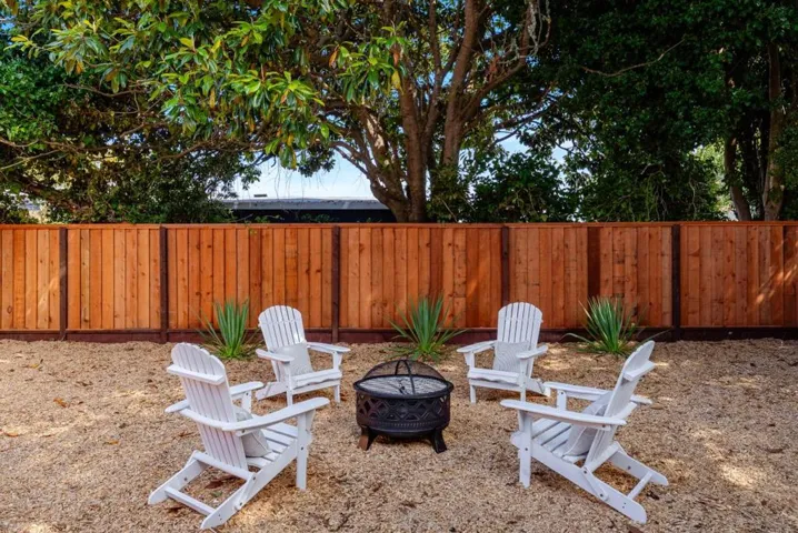 462 Hampstead Way, Santa Cruz, California 95062