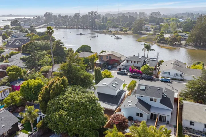 462 Hampstead Way, Santa Cruz, California 95062