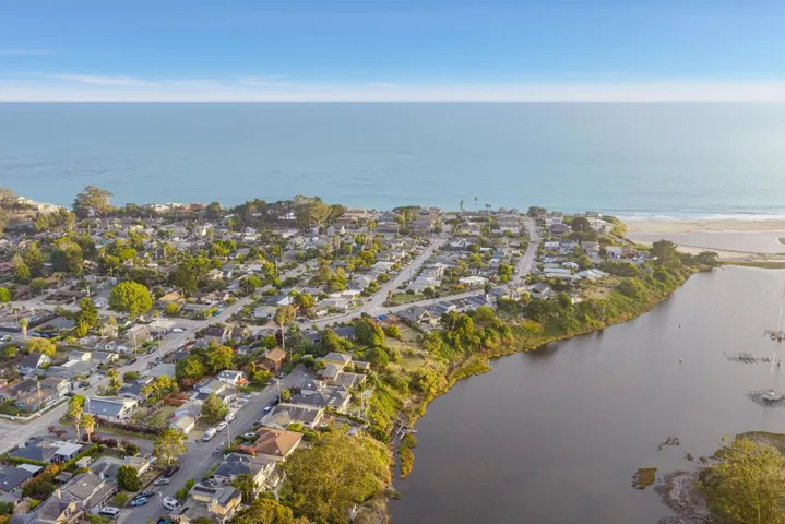 462 Hampstead Way, Santa Cruz, California 95062