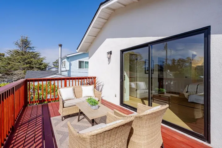 462 Hampstead Way, Santa Cruz, California 95062