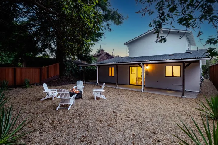 462 Hampstead Way, Santa Cruz, California 95062