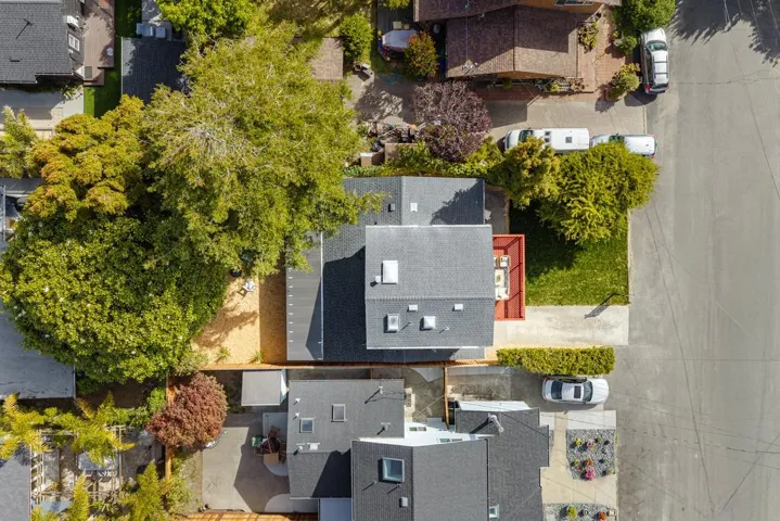 462 Hampstead Way, Santa Cruz, California 95062