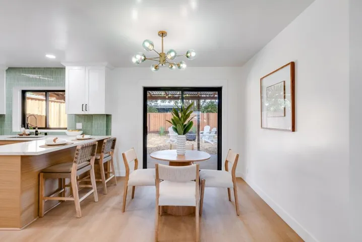 462 Hampstead Way, Santa Cruz, California 95062