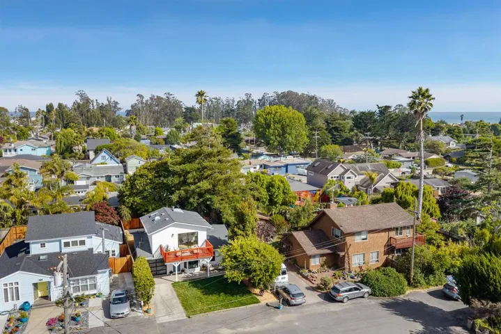 462 Hampstead Way, Santa Cruz, California 95062