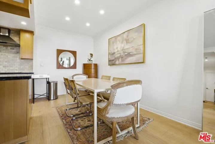 125 Montana Avenue 304, Santa Monica, California 90403