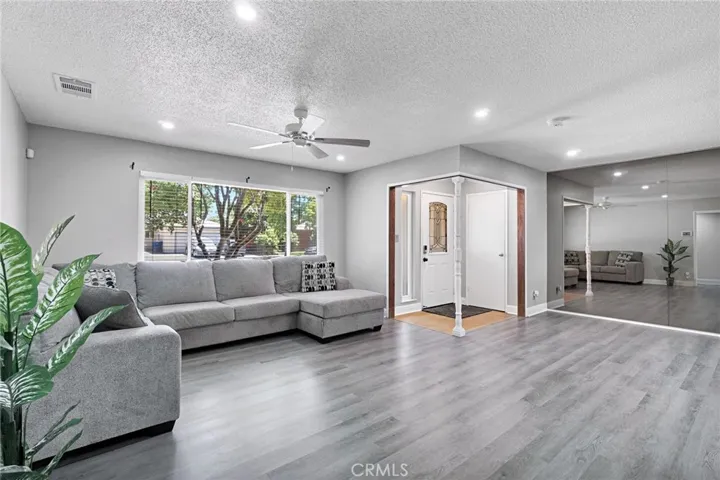 5761 N Callisch, Fresno, California 93710