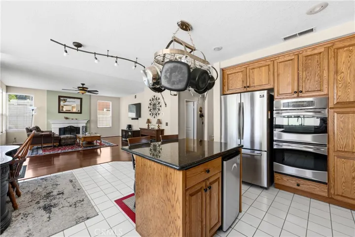 30440 Novato, Murrieta, California 92563