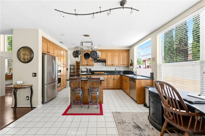 30440 Novato, Murrieta, California 92563
