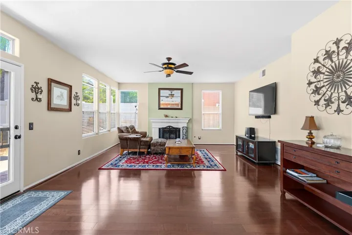 30440 Novato, Murrieta, California 92563