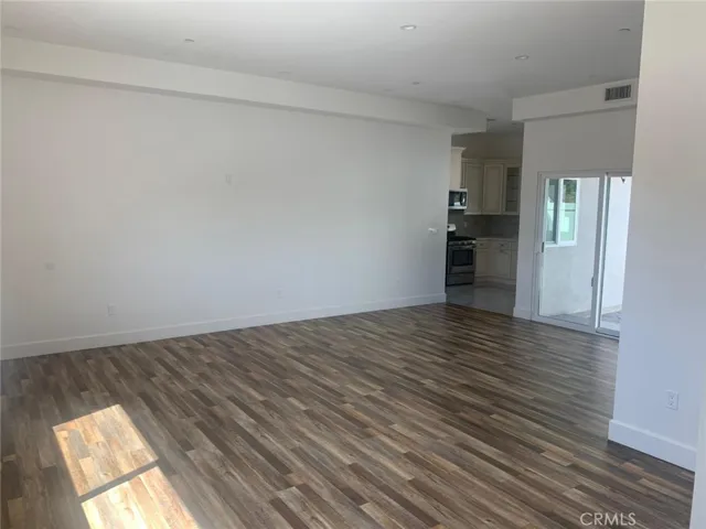 16507 San Fernando Mission Boulevard, Granada Hills, California 91344