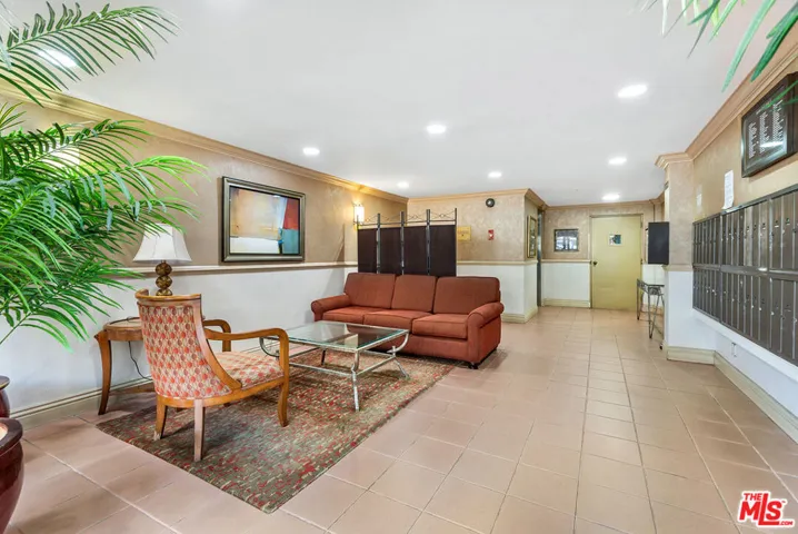 4600 Via Dolce 305, Marina Del Rey, California 90292