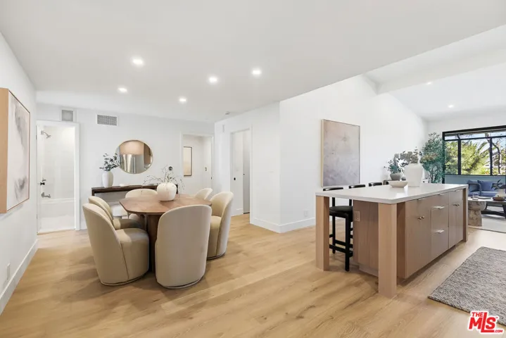 4600 Via Dolce 305, Marina Del Rey, California 90292