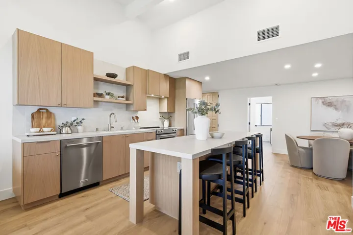 4600 Via Dolce 305, Marina Del Rey, California 90292