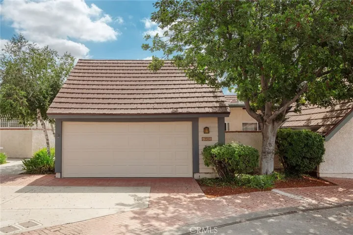 1934 Suntree B, Simi Valley, California 93063
