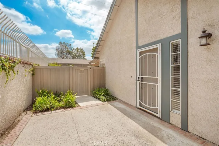 1934 Suntree B, Simi Valley, California 93063