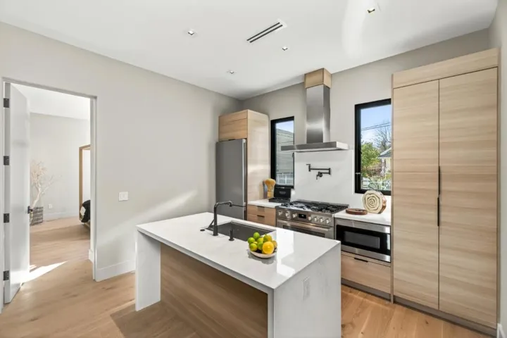 585 Riverside Drive B, Napa, California 94559