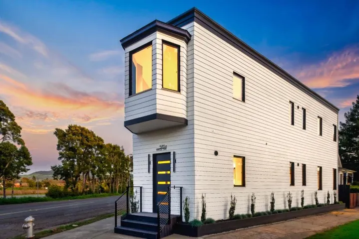 585 Riverside Drive B, Napa, California 94559