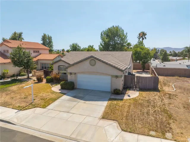 294 Quiet Court, San Jacinto, California 92582