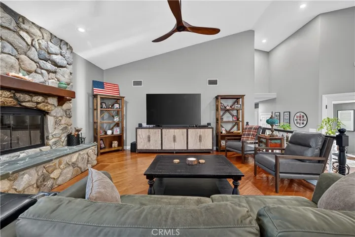 26955 Corte Cristal, Temecula, California 92590