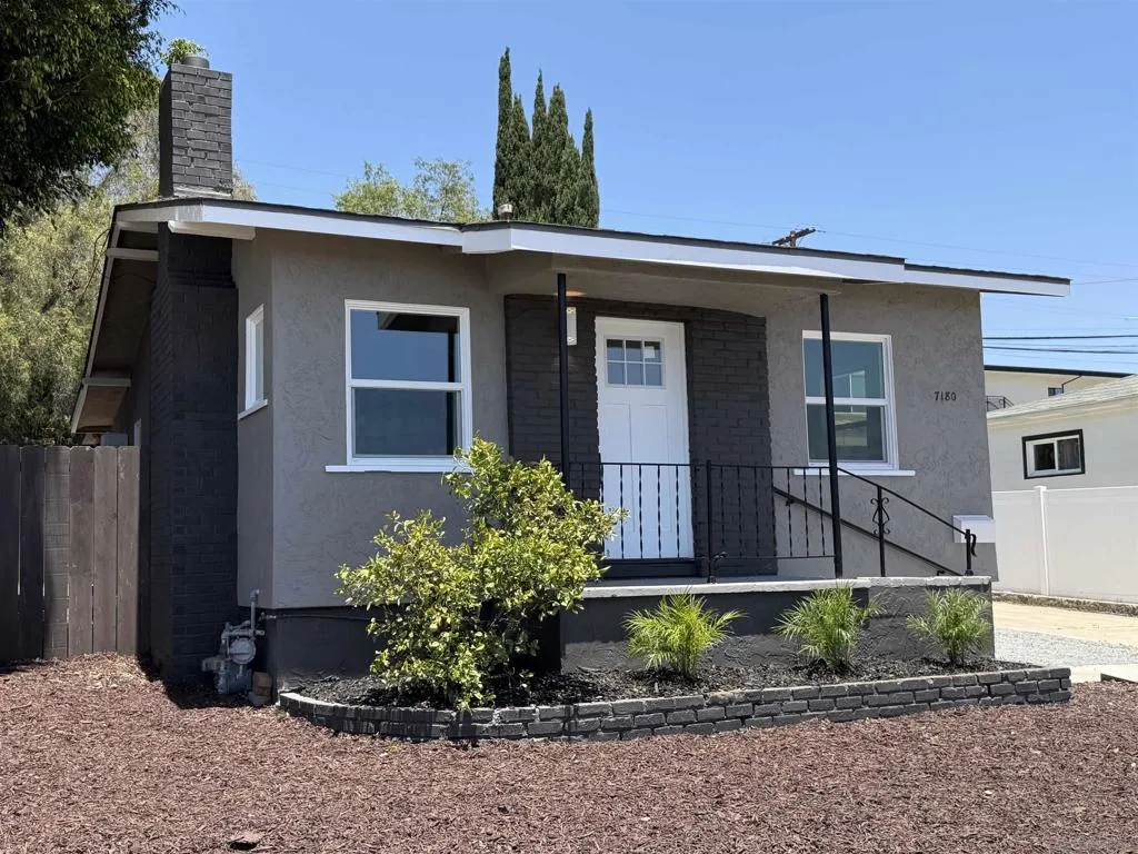 7180 82 Mohawk St, San Diego, California 92115 — photo 4