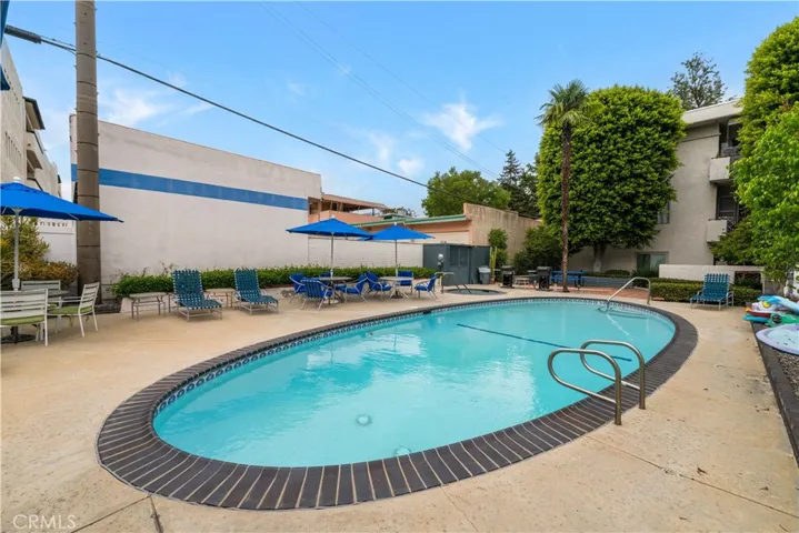 985 E California, Pasadena, California 91106