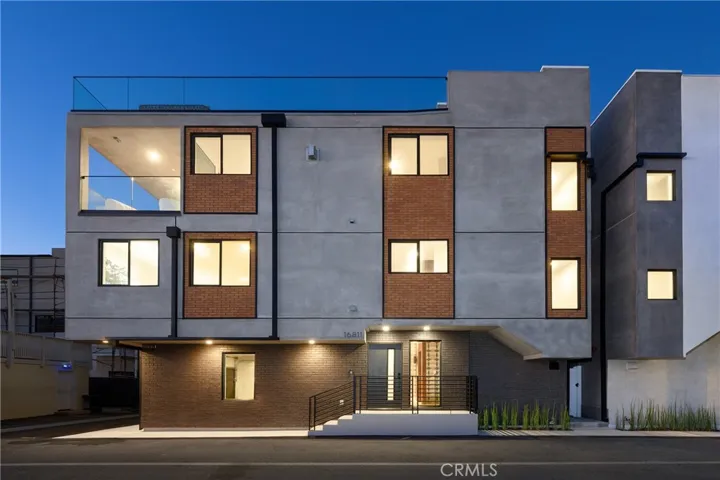 16811 14th, Sunset Beach, California 90742
