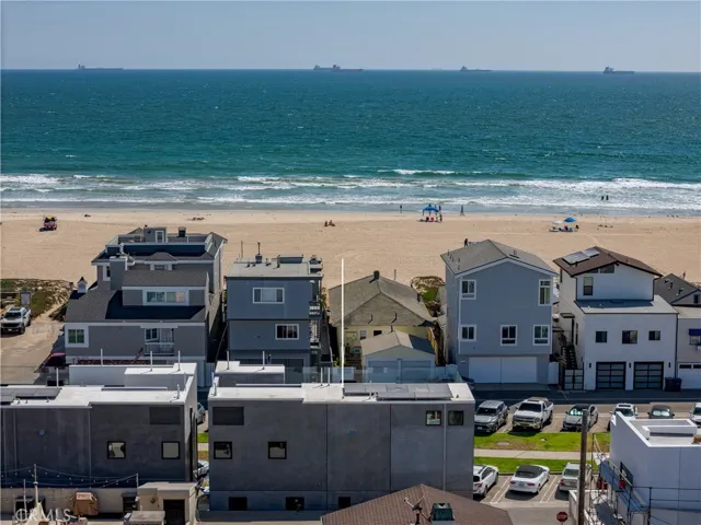 16811 14th, Sunset Beach, California 90742