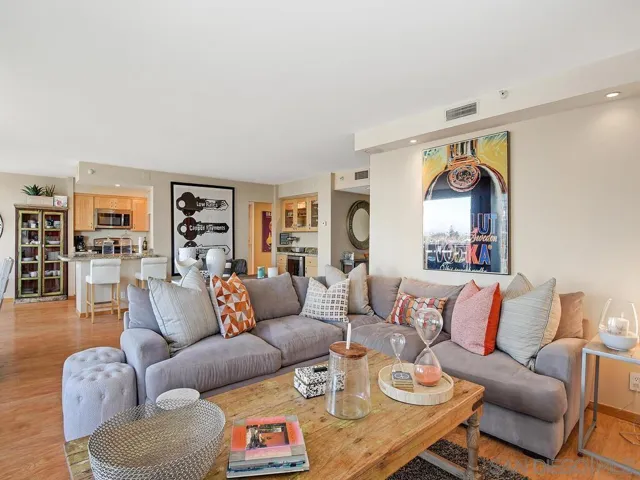 1810 Avenida Del Mundo 505, Coronado, California 92118