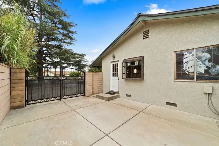 333 W Newburgh Street, Glendora, California 91740