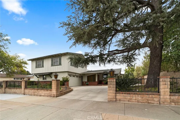 333 W Newburgh Street, Glendora, California 91740
