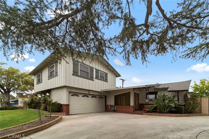 333 W Newburgh Street, Glendora, California 91740