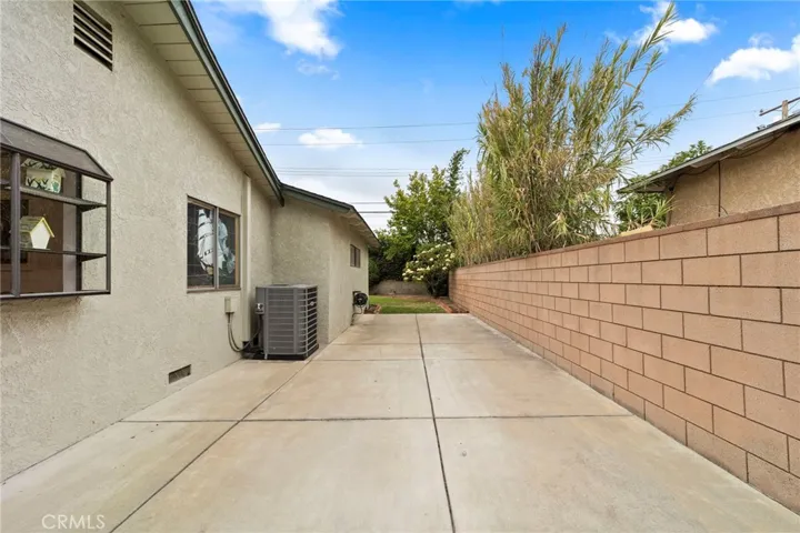 333 W Newburgh Street, Glendora, California 91740
