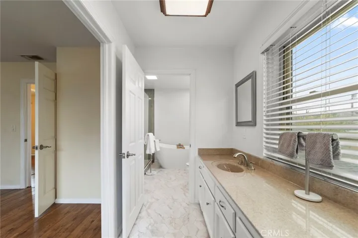 333 W Newburgh Street, Glendora, California 91740