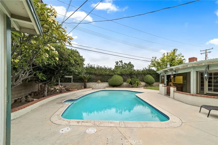 333 W Newburgh Street, Glendora, California 91740