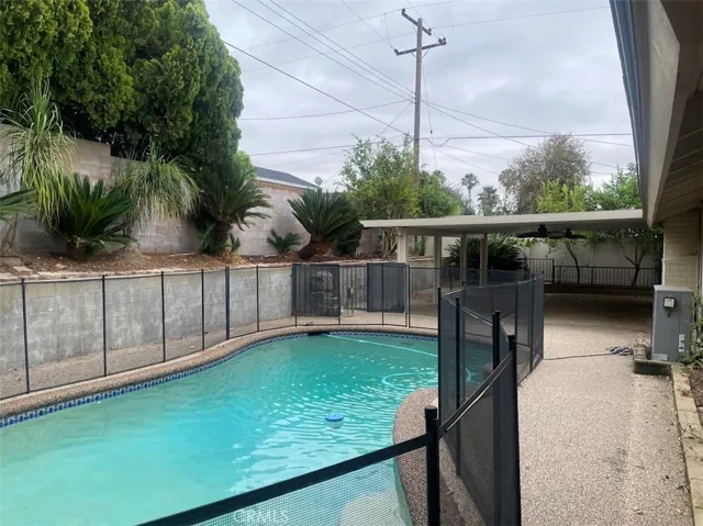 5981 Rogers Lane, San Bernardino, California 92404