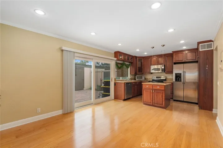 9850 Via Sonoma, Cypress, California 90630