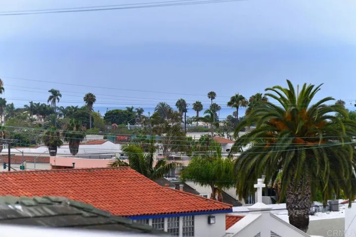 7720 Ivanhoe Avenue, La Jolla, California 92037