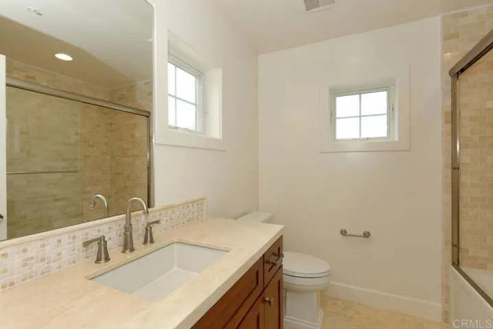 7720 Ivanhoe Avenue, La Jolla, California 92037
