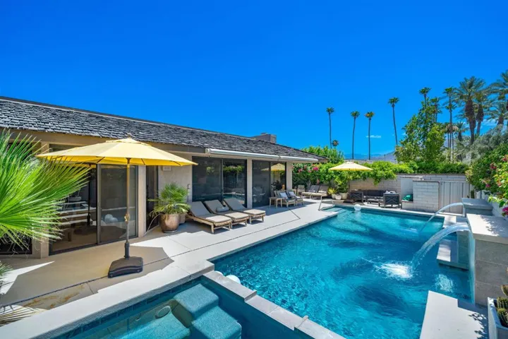 Private Backyard w/ Pool & Spa