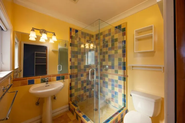 107 Dolphine Avenue, El Granada, California 94018