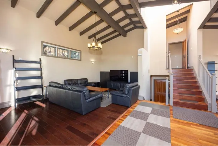 107 Dolphine Avenue, El Granada, California 94018