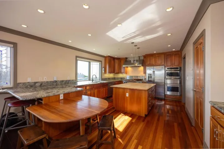 107 Dolphine Avenue, El Granada, California 94018