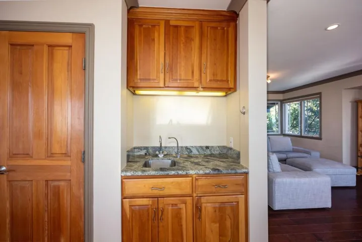 107 Dolphine Avenue, El Granada, California 94018