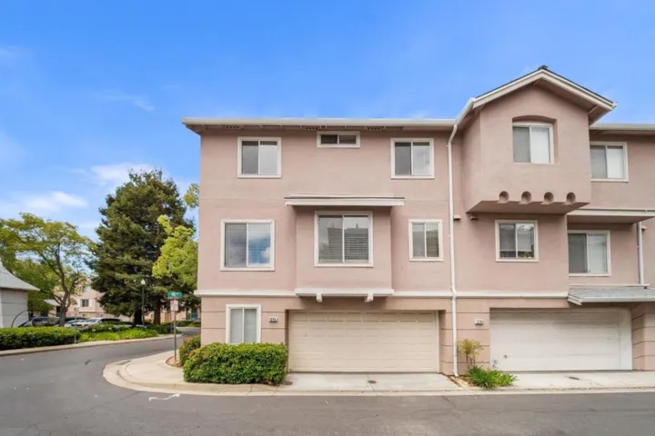 1295 Koi Terrace, Fremont, California 94536