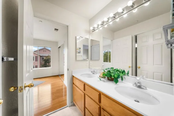 1295 Koi Terrace, Fremont, California 94536