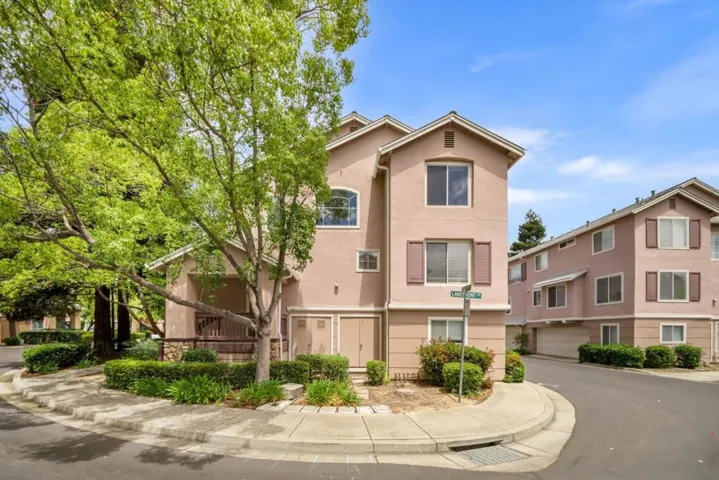 1295 Koi Terrace, Fremont, California 94536