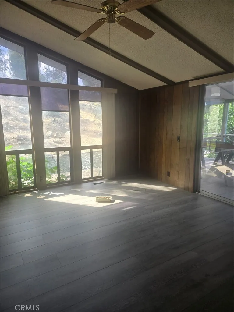 gallery-image 5