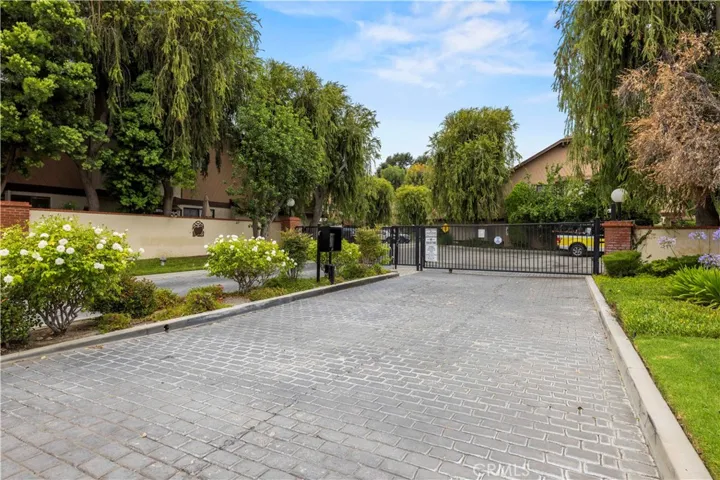 24835 Apple Street F, Newhall, California 91321