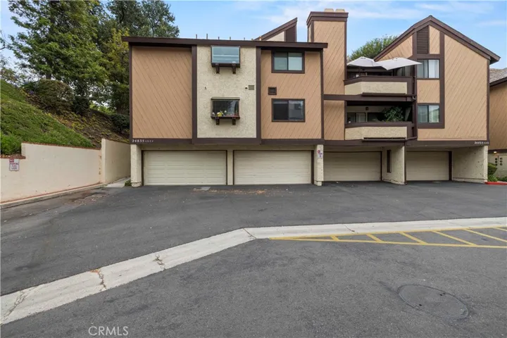 24835 Apple Street F, Newhall, California 91321